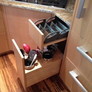 Utensil and spice storage, spice trays are easily removable and can be placed o