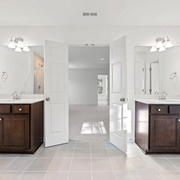 Brookshire - Harpers Mill - Primary Bath