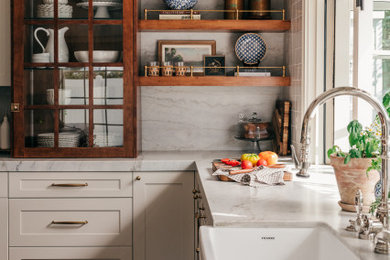 Country kitchen photo