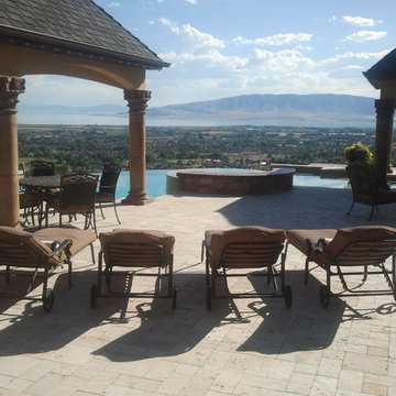 Pool and Spa with Guest House