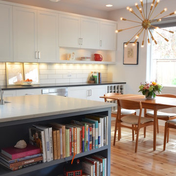 Eclectic Transitional Kitchen/Great Room