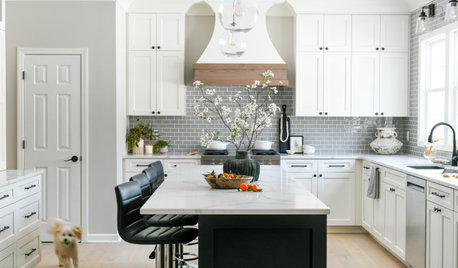 Kitchen of the Week: White, Wood and Gray With Tons of Storage