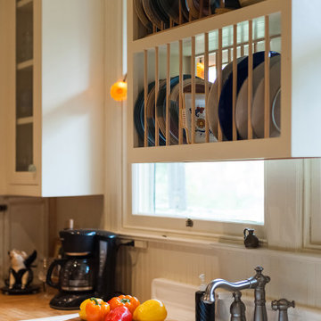Sustainable Mastery: Designing a Kitchen with Reclaimed Treasures
