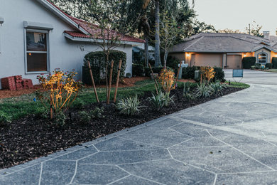 Inspiration for a tropical home design remodel in Miami
