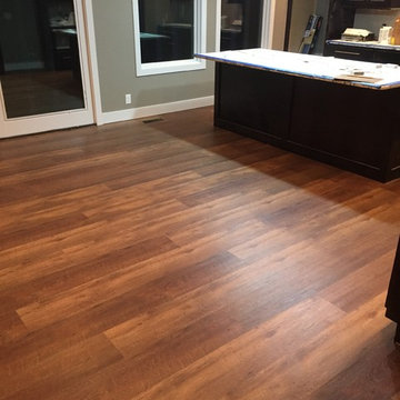 valley home installing of a new floor in a new home