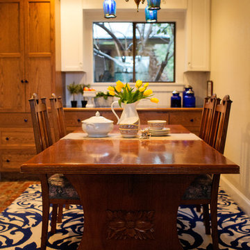Paradise Lake Kitchen & Laundry Room