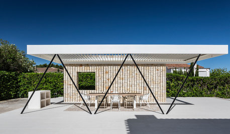 En detalle: Un nuevo cenador redefine una casa en Denia