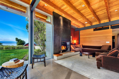 Example of a living room design in Vancouver