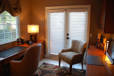 Inspiration for a small transitional home office remodel in Orange County