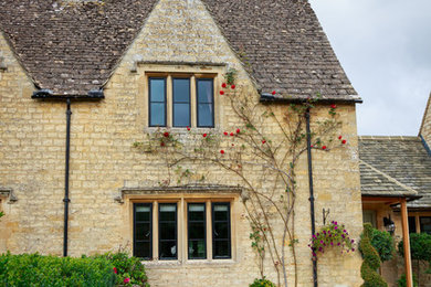 Inspiration for a traditional home in Gloucestershire.