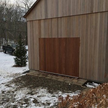 Flush-Mount single car door