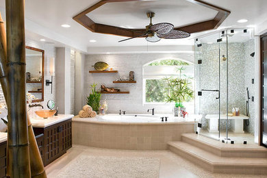 Bathroom - contemporary bathroom idea in Miami
