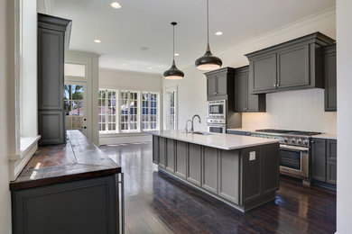 Kitchen photo in New Orleans