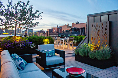 Transitional deck photo in Boston
