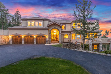 Exterior home photo in Denver
