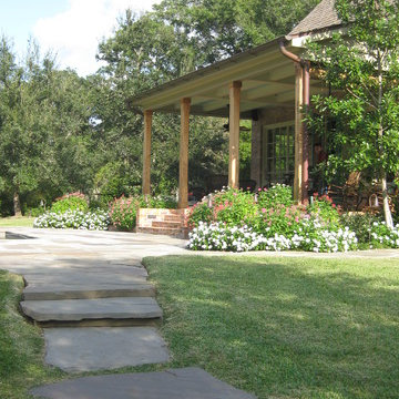 New Iberia Traditional Southern Pool and Landscape