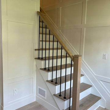 Wainscoing, Board & Batten