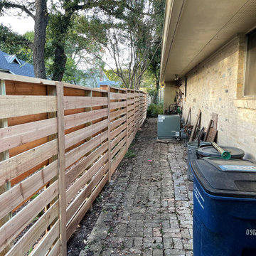 Horizontal Shadowbox Fence - Good Neighbor Fence