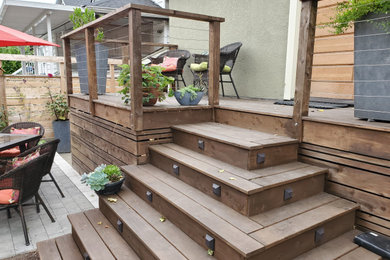 Inspiration for a contemporary deck remodel in Vancouver