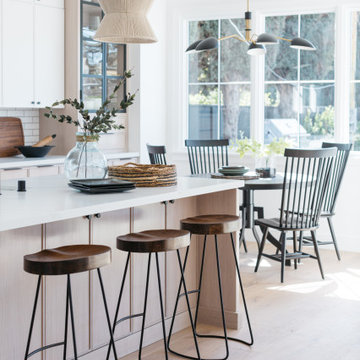 Modern Farmhouse Breakfast Nook