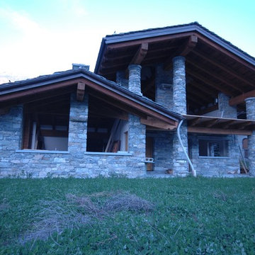 case in pietra e legno