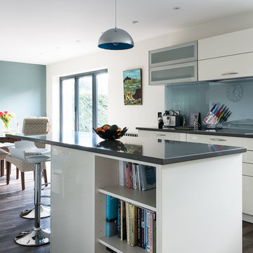 Classic Open Kitchen with Island