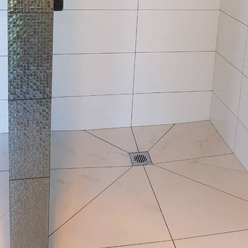 Shower with ceramic feature wall