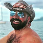 Alejandro Villageliu's photo