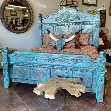 LaQuinta Western Carved Bed