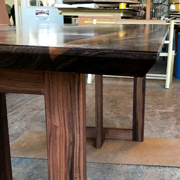 'Victoria' table top with bevel cut on the underside
