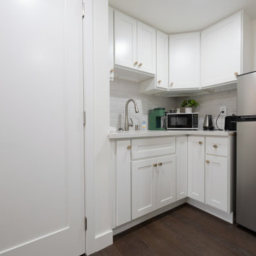 Catura Signature | Modin Rigid LVP Collection Traditional Customer Space | WA