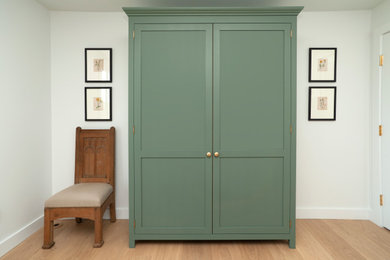 Closet - closet idea in New York
