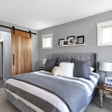 Modern Farmhouse Plan - 6846