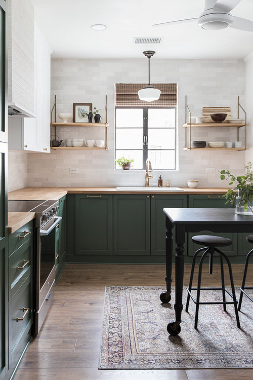 Different style shaker doors in the same kitchen?