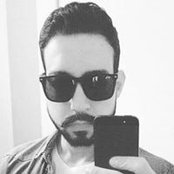 Vini Santillis foto