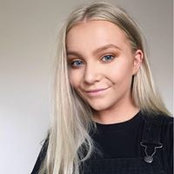 Olivia Walker's photo