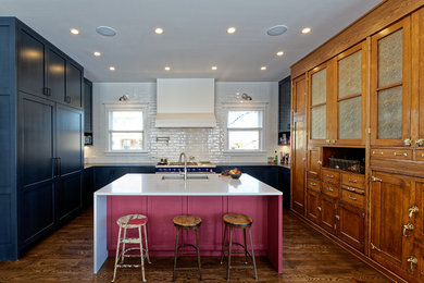Inspiration for a craftsman kitchen remodel in Chicago