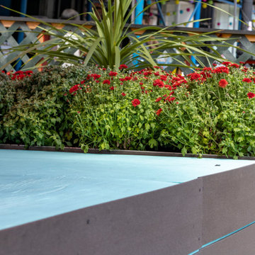 Outdoor Dining Space With Planters