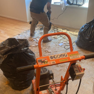 Installation: Hardwood floors & steps