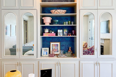 Home design - contemporary home design idea in Dallas