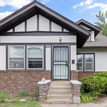 Minneapolis Charming Bungalow
