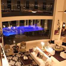 Living Room/Entry
