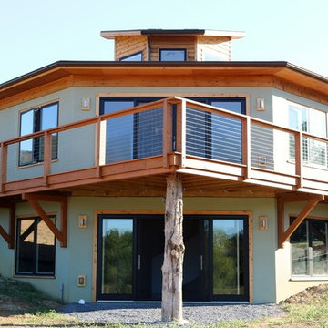 Pangle Residence