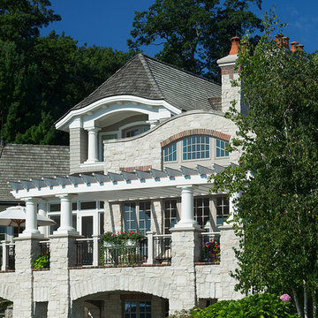Bayside - Traditional Lakeside Estate