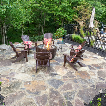 Dry-Laid Irregular Flagstone Patio