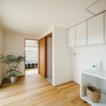 T-HOUSE