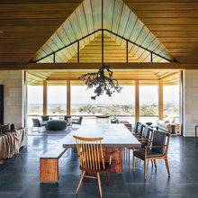 1300 Tolteca Living/Family Rooms