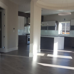 5111 WiLLIAMS RD - Products
