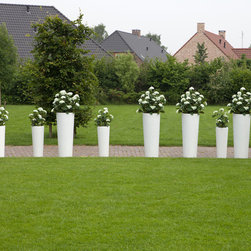 AuthenTEAK Lightweight Fiberglass Planters - Outdoor Pots And Planters
