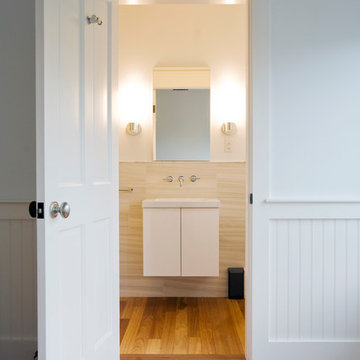 Cape Reno - Guest Bath